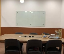 meeting-room-name