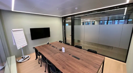 meeting-room-name