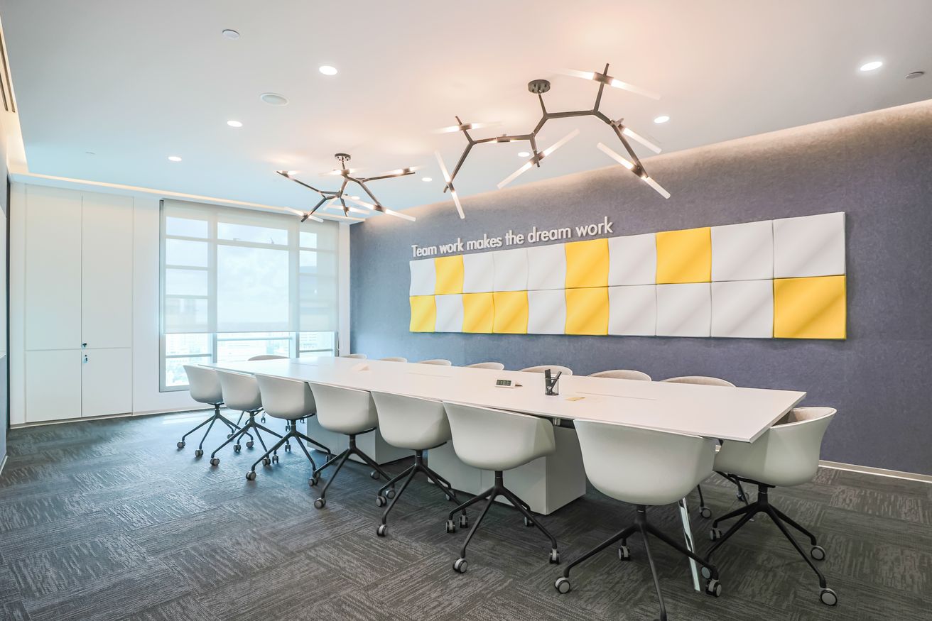 meeting-room-name