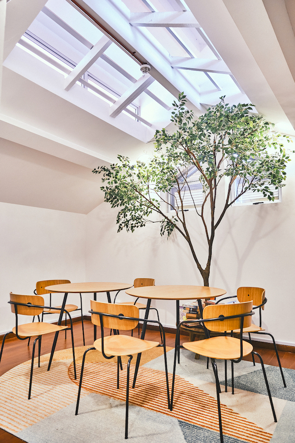 meeting-room-name