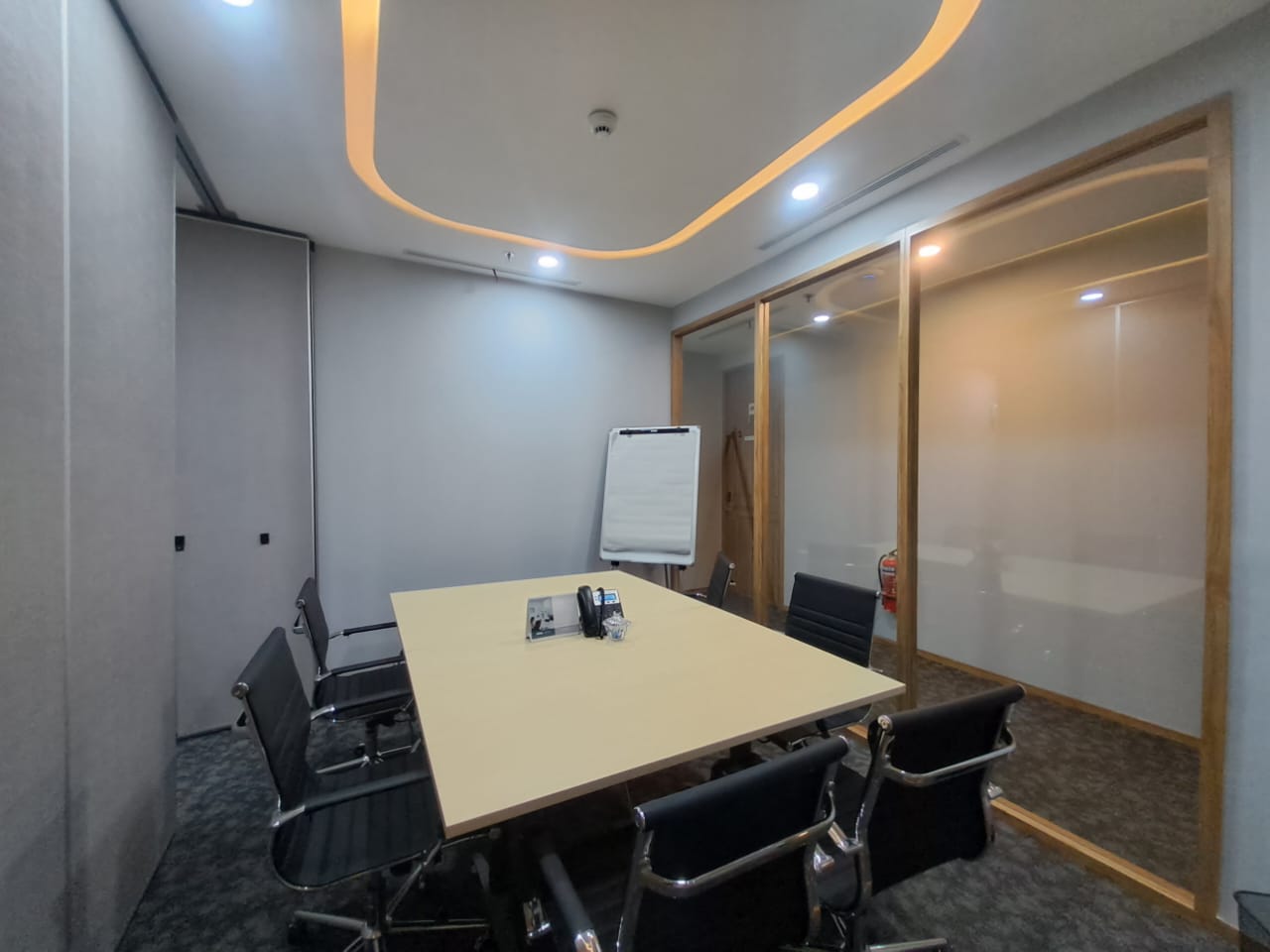 meeting-room-name