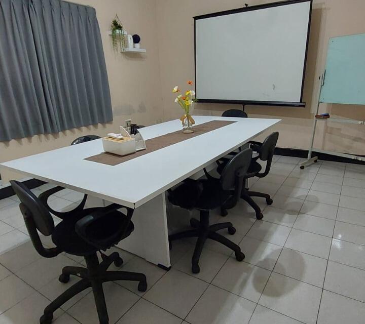 Lodaya Room