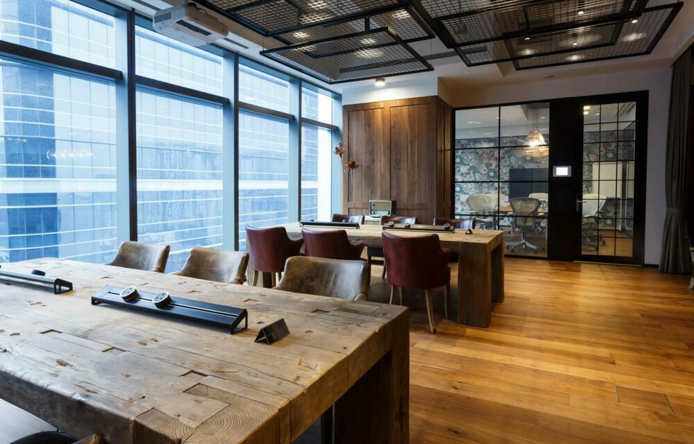 Hot Desk