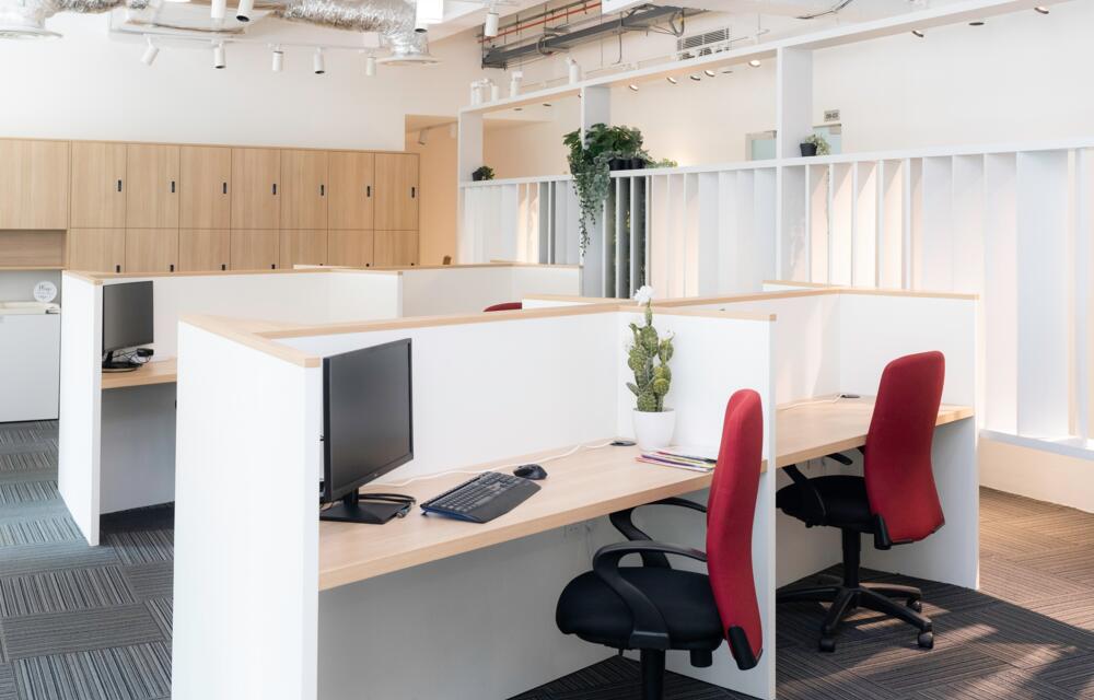 Hot Desk