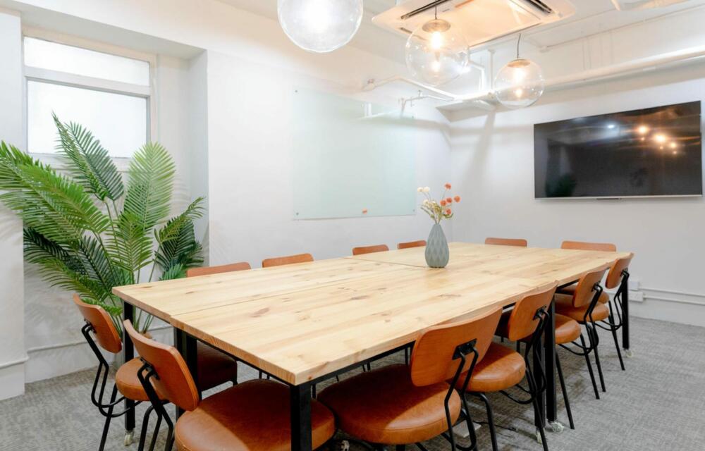 Meeting Room 21A (Boardroom) 12 pax